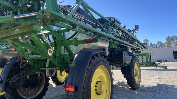 Image of John Deere 412R equipment image 2