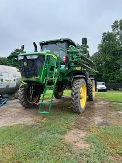 Image of John Deere 412R Primary image