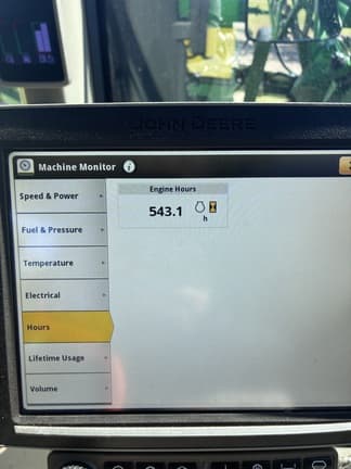 Image of John Deere 412R equipment image 4