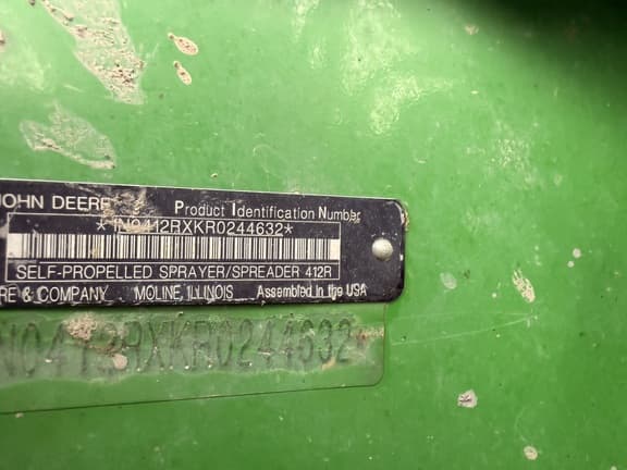 Image of John Deere 412R equipment image 2