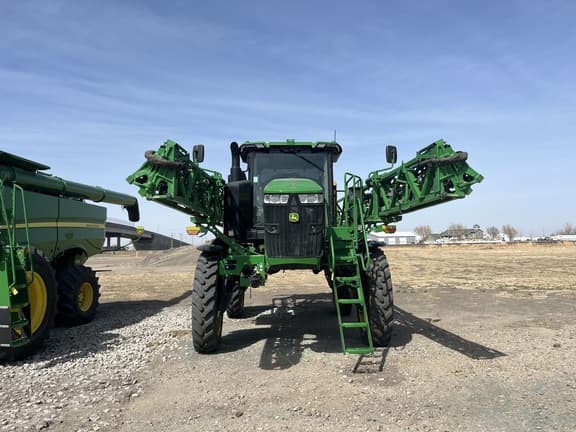 Image of John Deere 412R equipment image 1