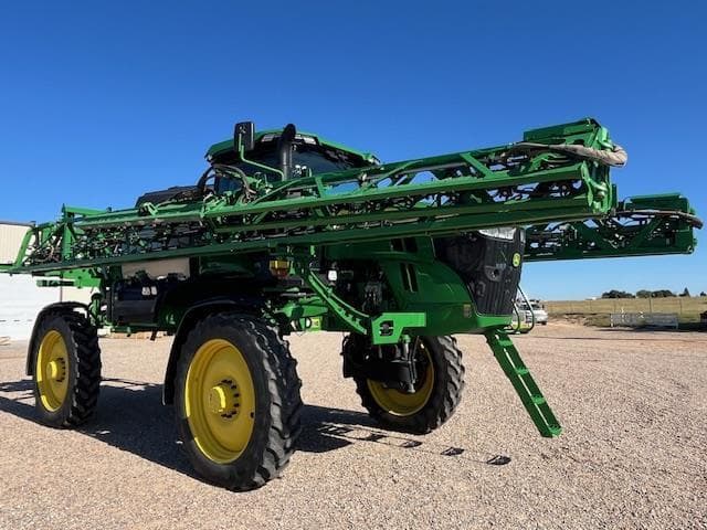 Image of John Deere 412R equipment image 2