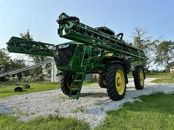 Image of John Deere 412R Primary image