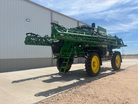Image of John Deere 412R equipment image 3