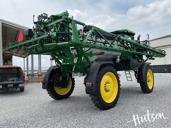 Image of John Deere 412R equipment image 3