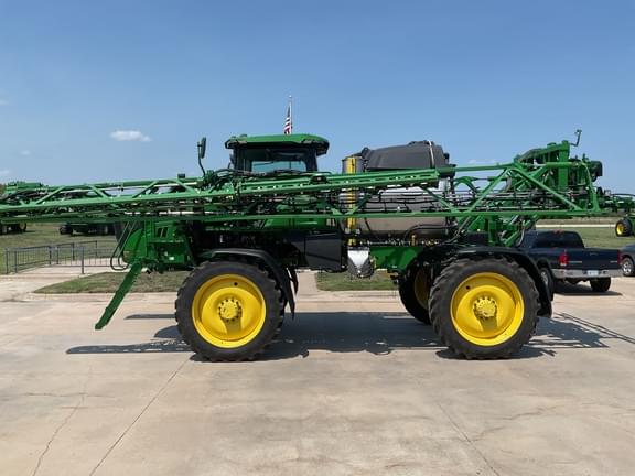 Image of John Deere 412R equipment image 1