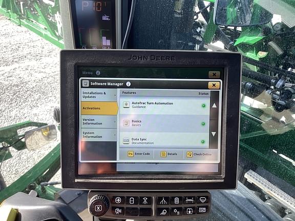 Image of John Deere 412R equipment image 1