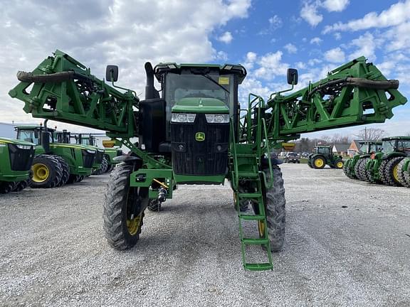 Image of John Deere 412R equipment image 3