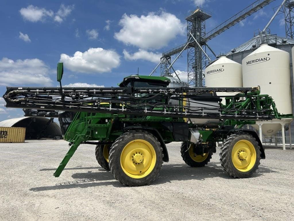 Main image John Deere 412R