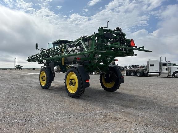 Image of John Deere 412R equipment image 2