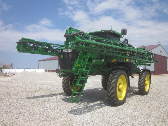 Main image John Deere 412R