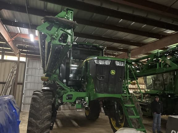 Image of John Deere 412R equipment image 2