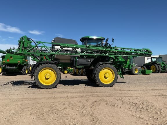 Image of John Deere 412R equipment image 1