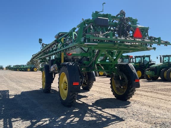 Image of John Deere 412R equipment image 3