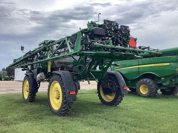 Image of John Deere 412R equipment image 4