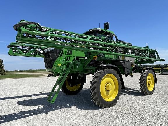 Image of John Deere 412R Primary image