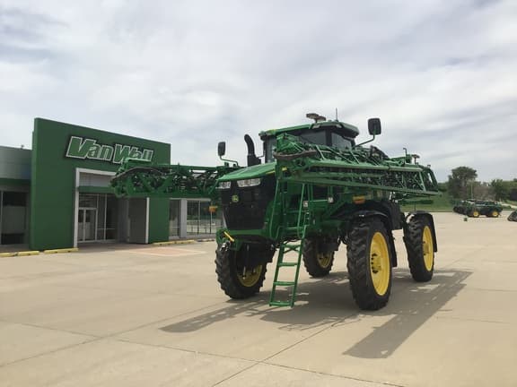 Image of John Deere 412R equipment image 2