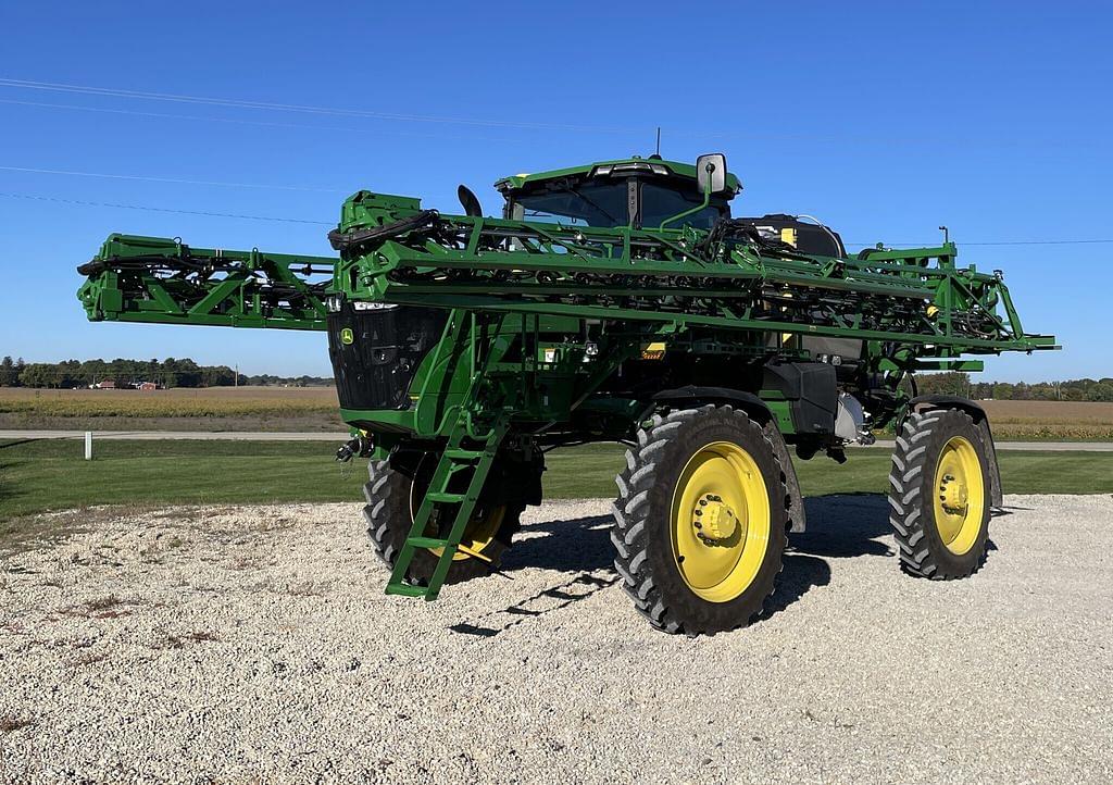 Image of John Deere 412R Primary image