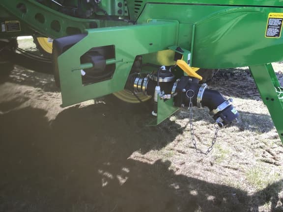 Image of John Deere 412R equipment image 2