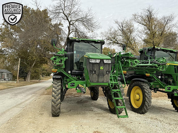 Image of John Deere 412R equipment image 1