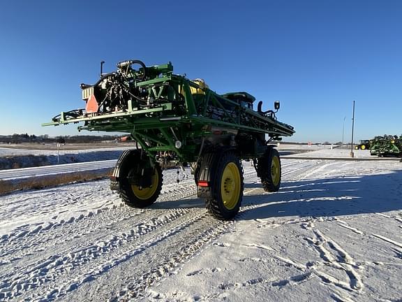 Image of John Deere 412R equipment image 1