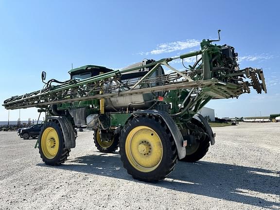 Image of John Deere 412R equipment image 3