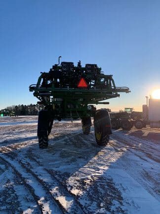 Image of John Deere 412R equipment image 2