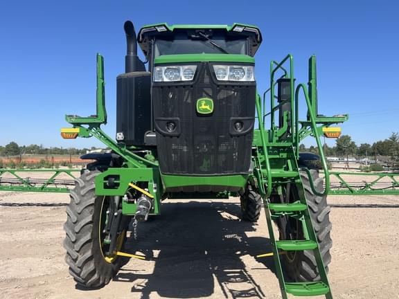 Image of John Deere 412R equipment image 1