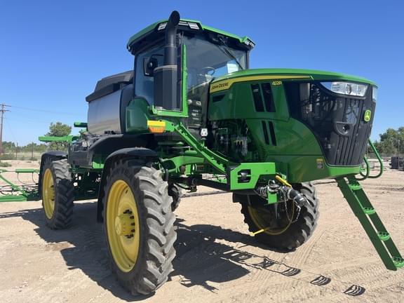 Image of John Deere 412R equipment image 2