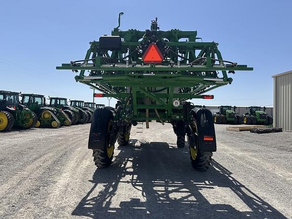 Image of John Deere 412R equipment image 3