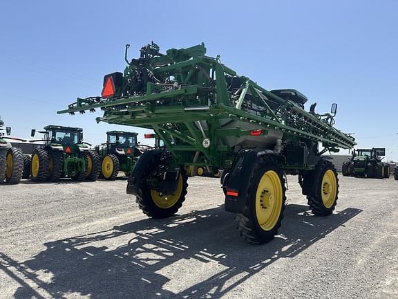 Image of John Deere 412R equipment image 4