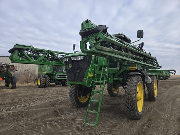 Image of John Deere 412R equipment image 3