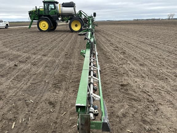 Image of John Deere 412R equipment image 1