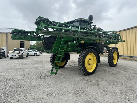 Image of John Deere 412R equipment image 1