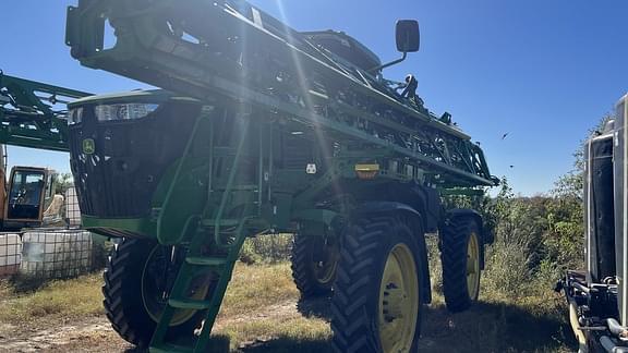 Image of John Deere 412R equipment image 3