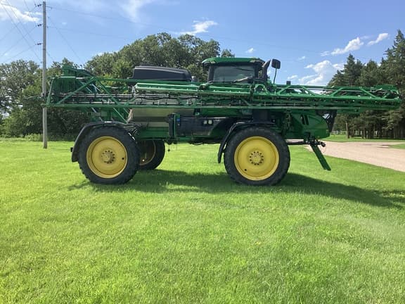 Image of John Deere 412R equipment image 2