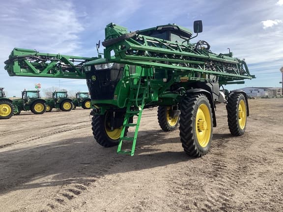 Image of John Deere 412R Primary image