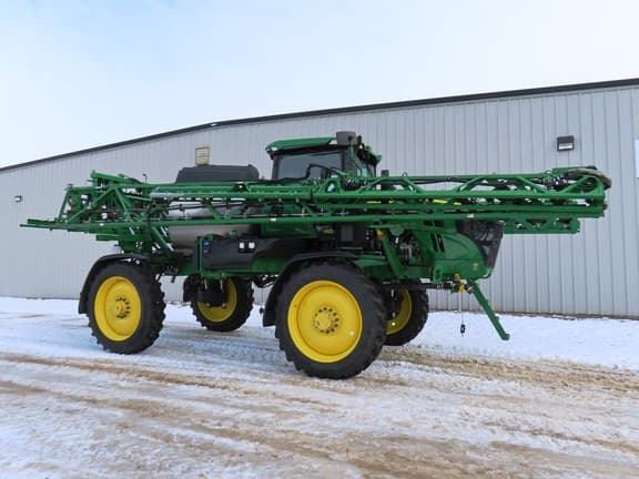 Image of John Deere 412R Primary image