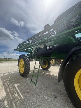 Image of John Deere 412R equipment image 1