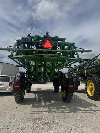 Image of John Deere 412R equipment image 4