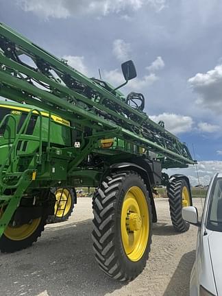 Image of John Deere 412R equipment image 3