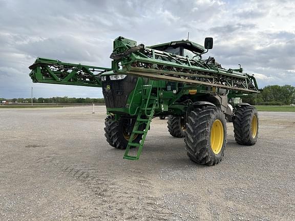 Image of John Deere 412R Primary image