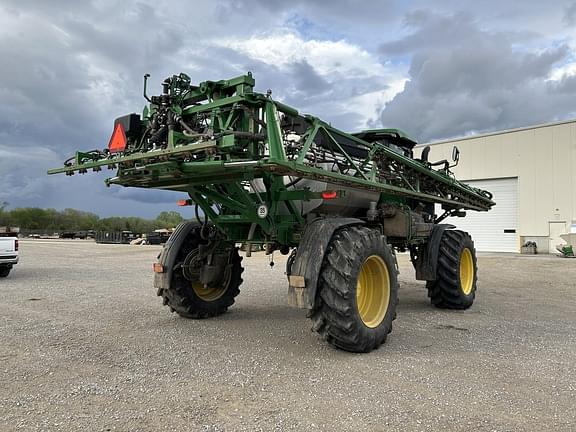 Image of John Deere 412R equipment image 4