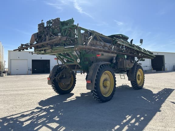 Image of John Deere 412R equipment image 4