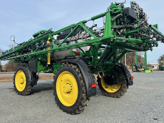 Image of John Deere 412R equipment image 4