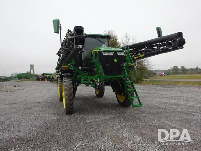 Image of John Deere 412R equipment image 3