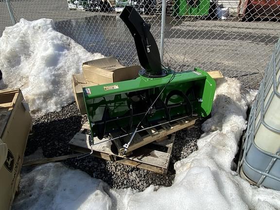 Image of John Deere 44" Snowblower Primary image