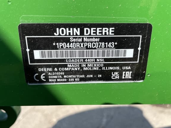 Image of John Deere 440R equipment image 4