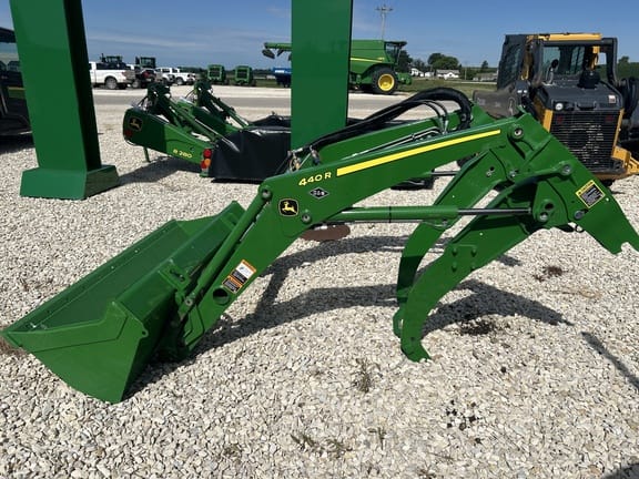 2024 John Deere 440R Equipment Image0