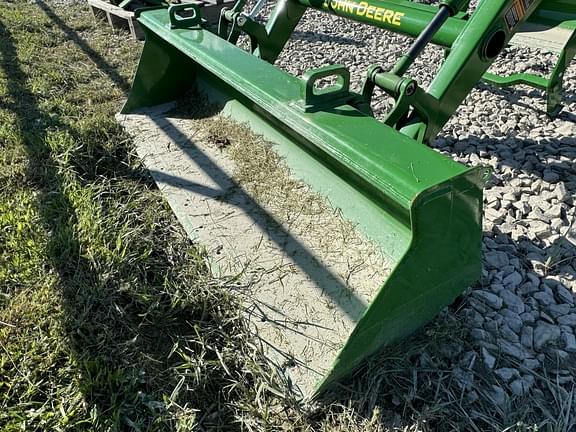 Image of John Deere 440R equipment image 3